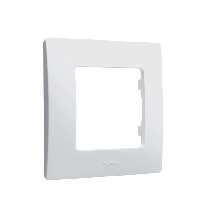 Legrand Niloe 1-Gang Plate